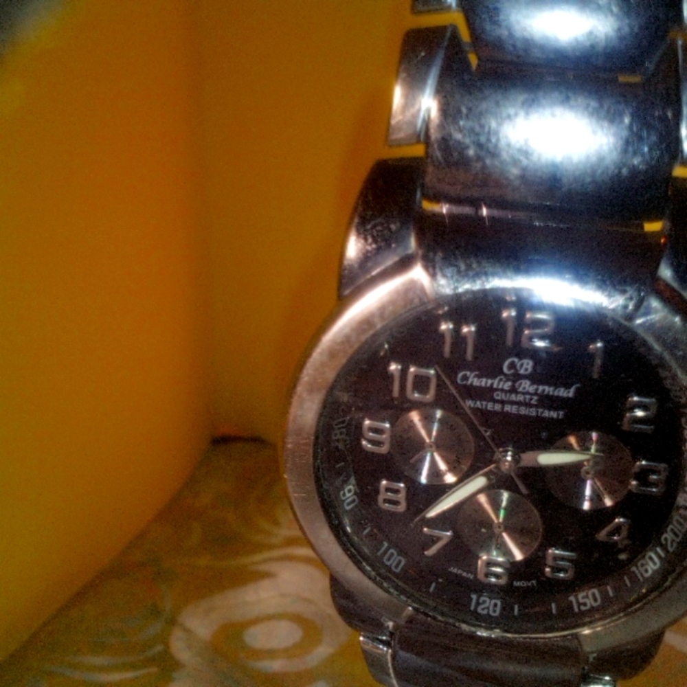 VintageCharles Raymond Quartz Watch Needs Battery Good used condition Crystal i…